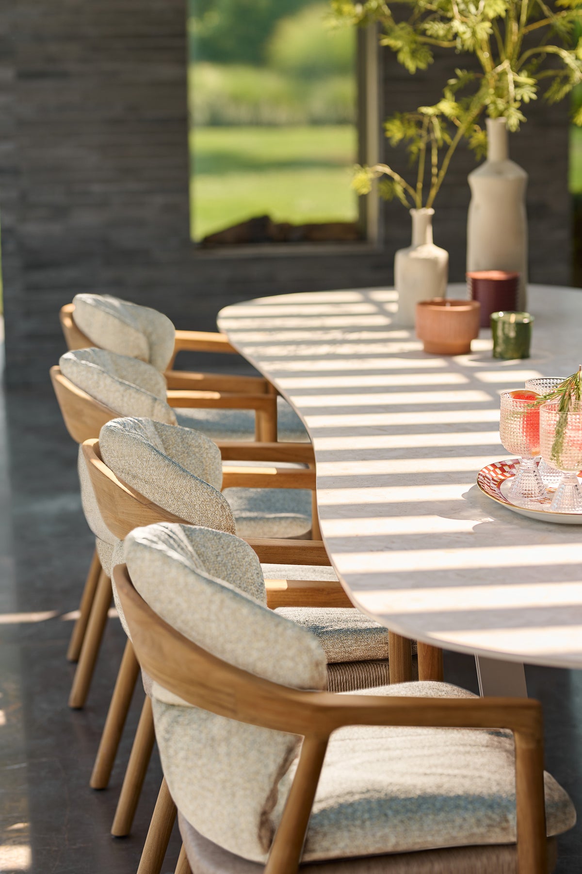 Palermo Gartentisch 280 x 116 | 3 Farben der Neolith-Platte verfügbar | 3 Rahmenfarben