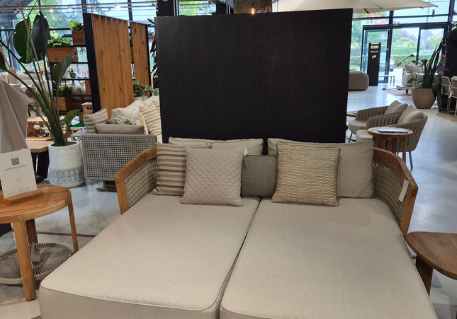 Borek Borek Horizon chaise longue | showroommodel