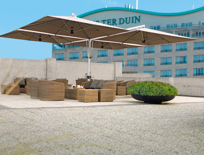 Borek Borek | Quattro | Parasol | 700X700