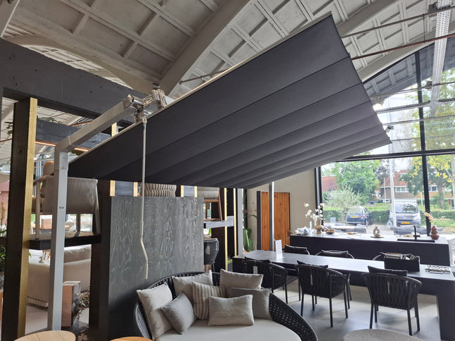 Borek Flexy | Parasol | 300x490 | Demo Model