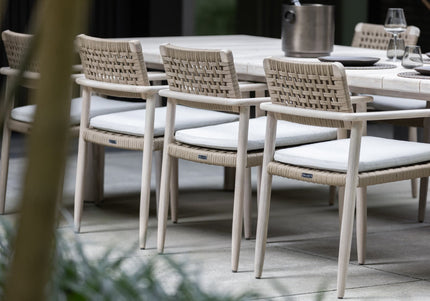 Max & Luuk Lila tuintafel met 8 Jago tuinstoelen incl kussen