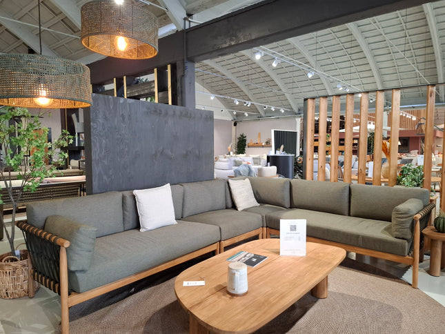 Max & Luuk Valente | Demo Model