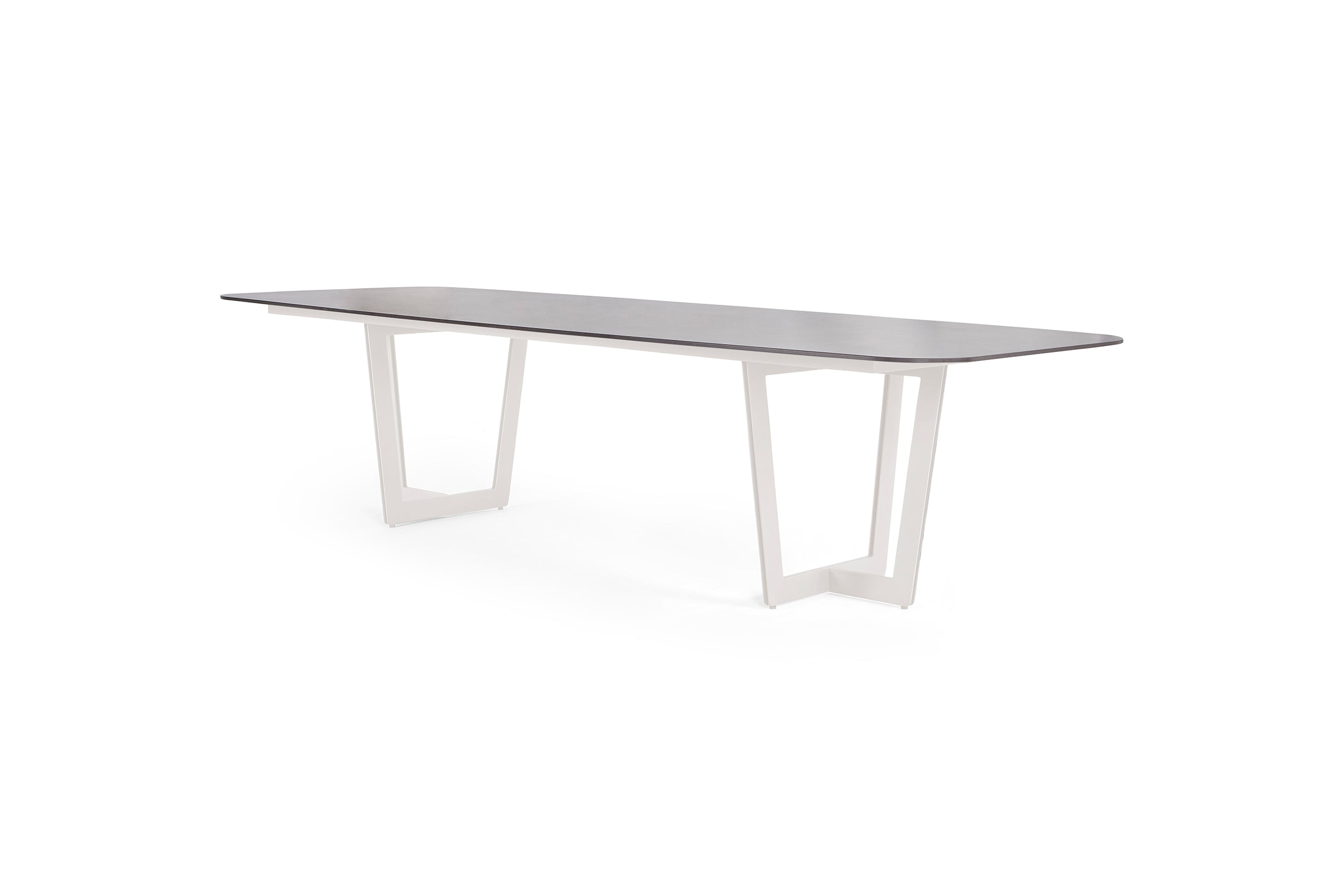 280x113 cm / Camel Sand / Neolith® marble black