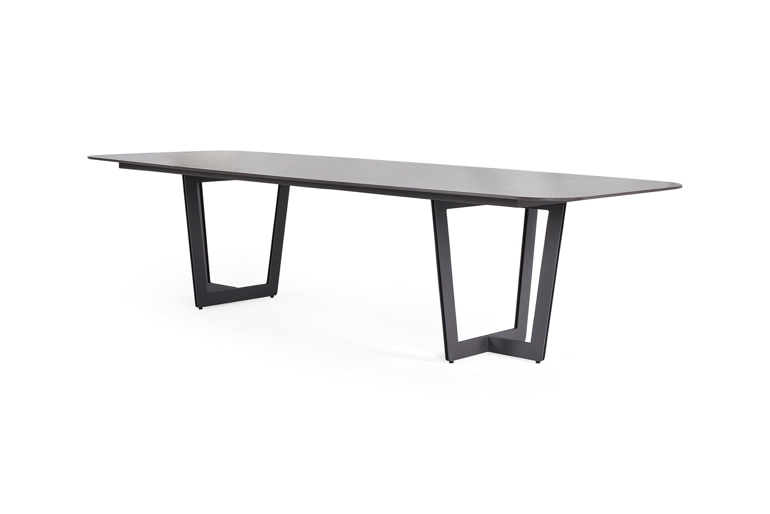 280x113 cm / Matt Royal Grey / Neolith® marble black