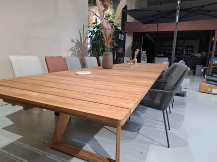 Wolfwood tuinmeubelen Bo | Diner Tafel | Uitschuifbaar | 280/400x100 | Demo Model