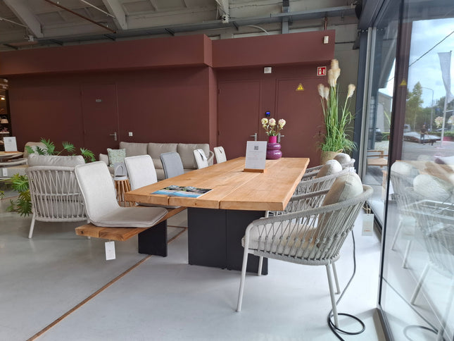 Wolfwood tuinmeubelen The Plank | Diner Tafel | Demo Model