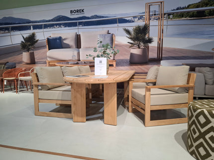 YOI Fiji | Low Dining Set | Demo Set