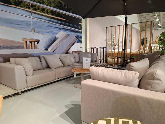 YOI Vallon | Face to Face Loungeset | Demo Set