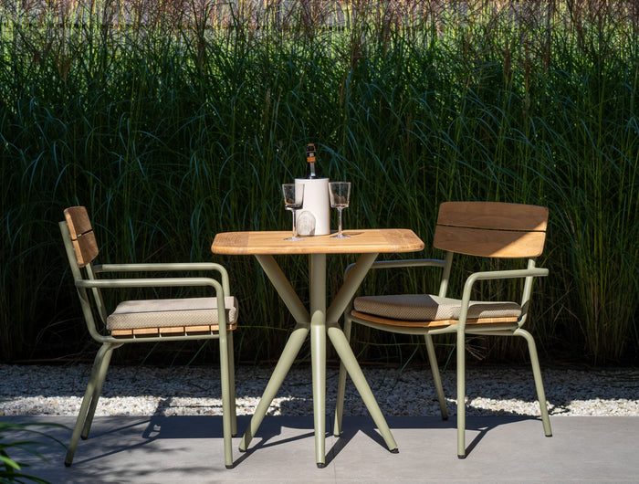 YOI Yoi | Camogli | Diner Tafel | 70x70
