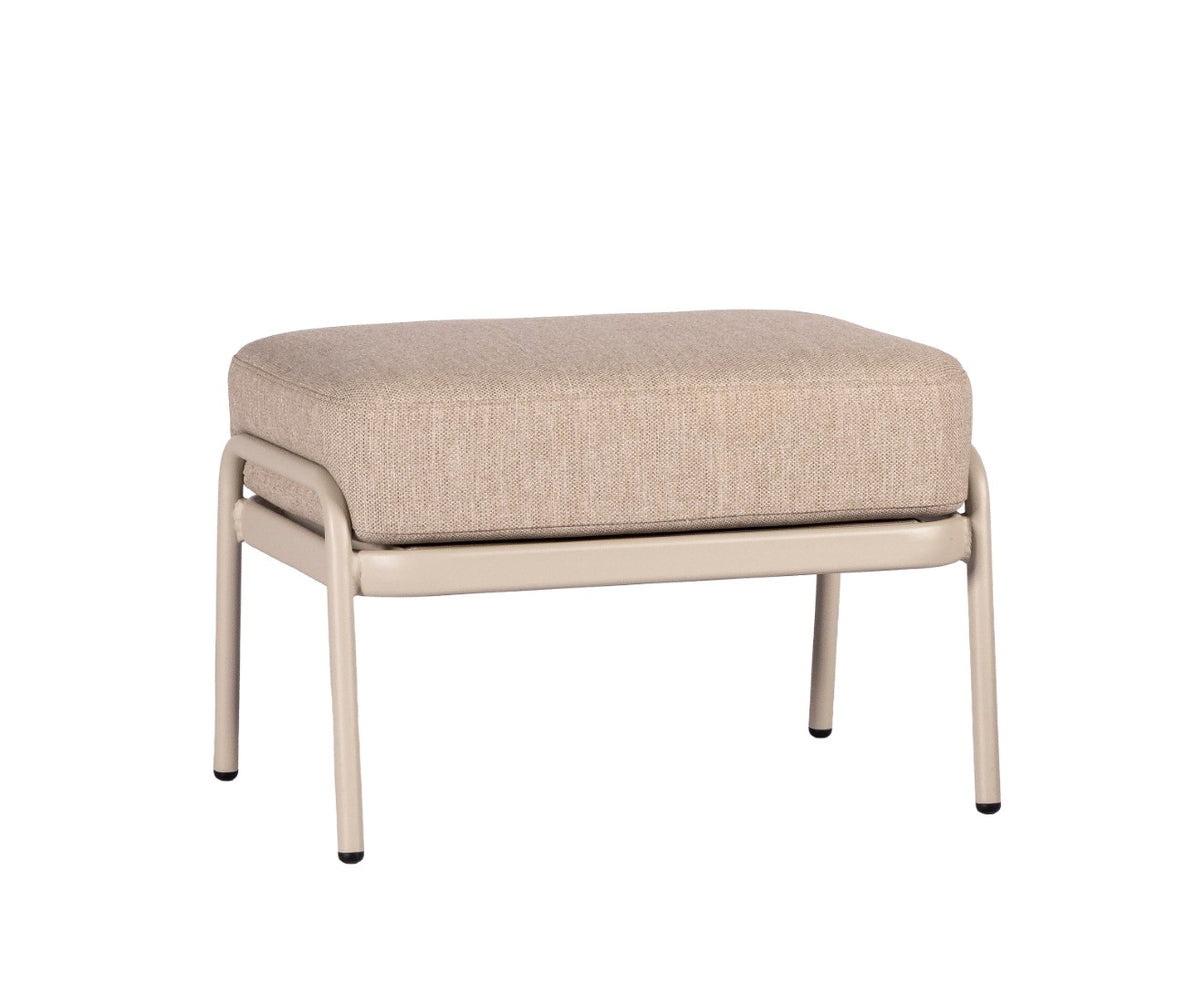 Yoi | Comillas | Hocker |