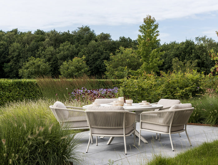 YOI Yoi | Forio | Low Dining Chair |