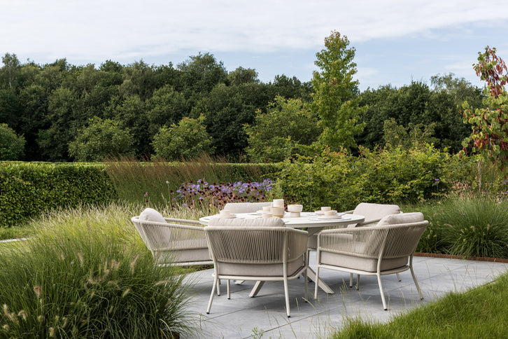 YOI Yoi | Forio | Low Dining Chair |