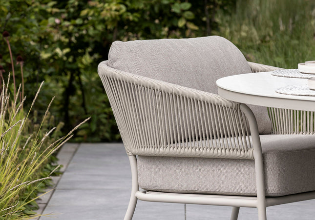 YOI Yoi | Forio | Low Dining Chair |