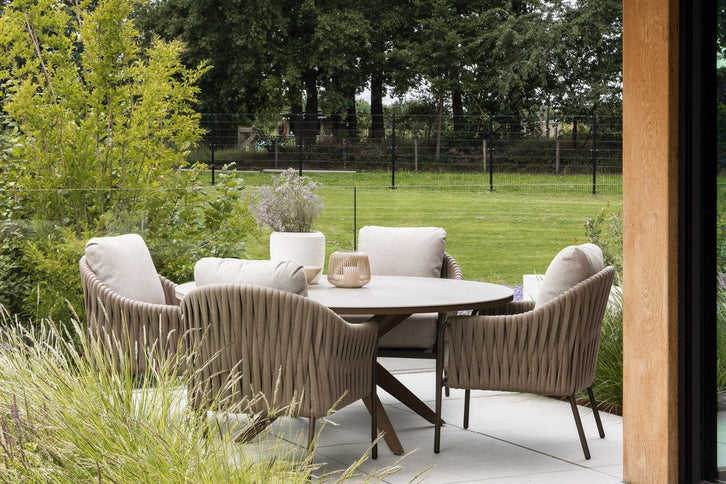 YOI Yoi | Hydra | Low Dining Chair |