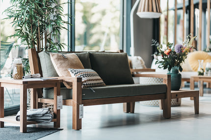 Garden Teak tuinmeubelen Collin bijzettafel met onderschap 50 x 50 cm