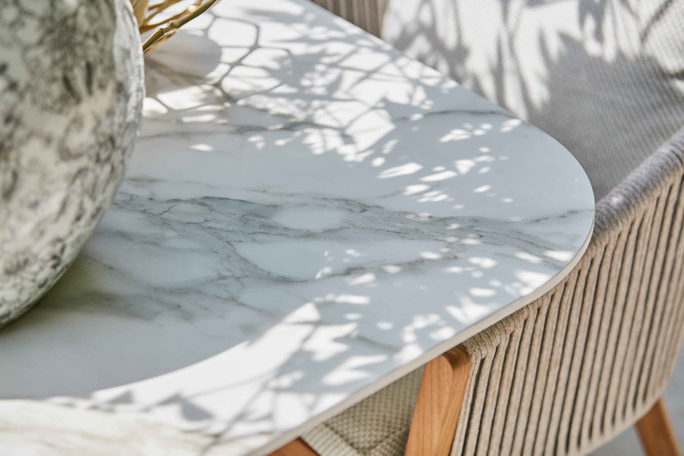 SUNS tuinmeubelen Palermo tuintafel | Neolith blad | Camel Sand Frame