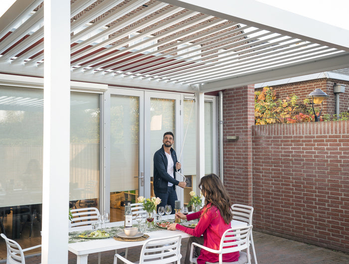 SUNS tuinmeubelen Rota | Terrasoverkapping | Mat Wit | 300x600x250cm