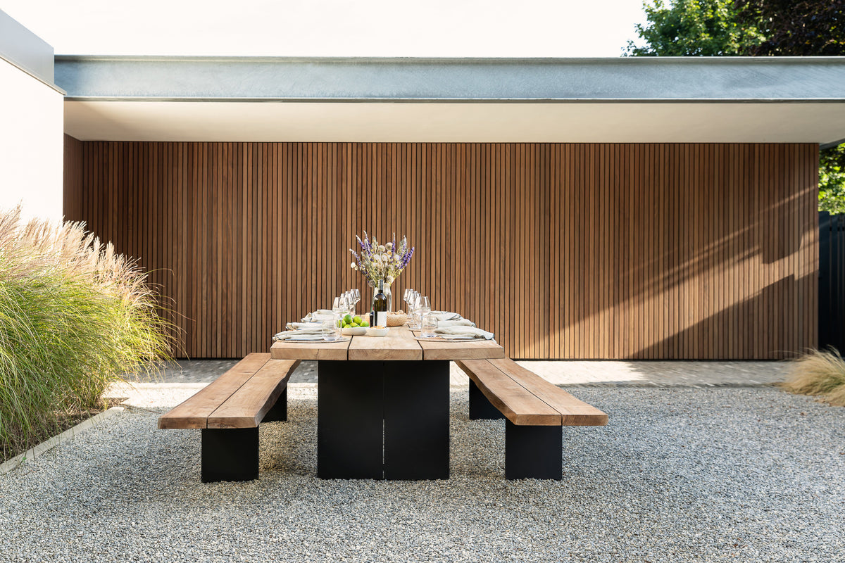 Die Plank Gartenbank | 330 x 42,5 cm
